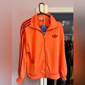 Adidas Originals Men’s Medium Firebird Loose Fit Track Top. Semi Coral. NWT